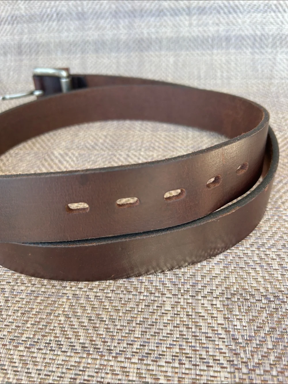 Men's Brown Quality Made Leather Belt with Silver Buckle. Size Large.